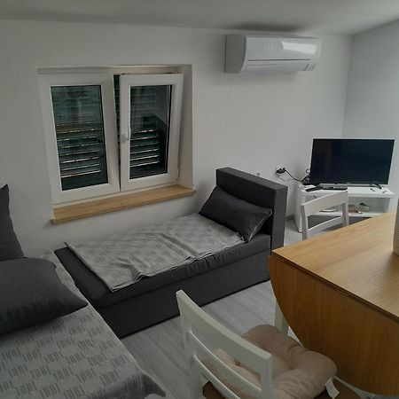 Apartmaji Strunjan 波尔托罗 外观 照片